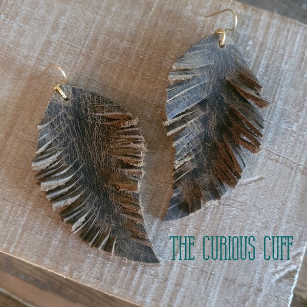 Expresso Feathers