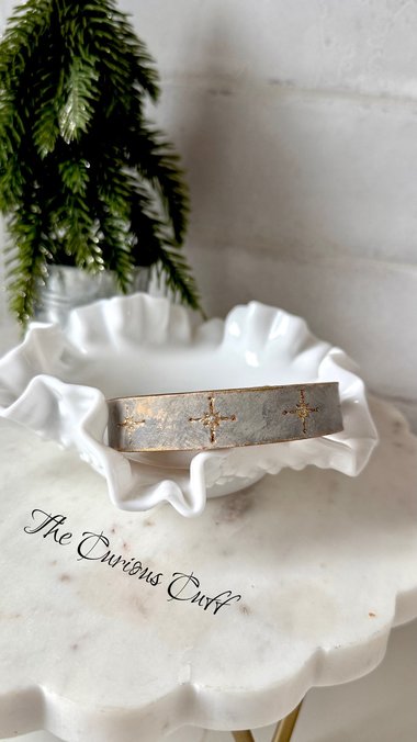 Cloudy Gray & Glitter Gold